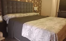 Habitacion Privada Tarragona Con Cocina Salon Y Terraza Piso Compartido